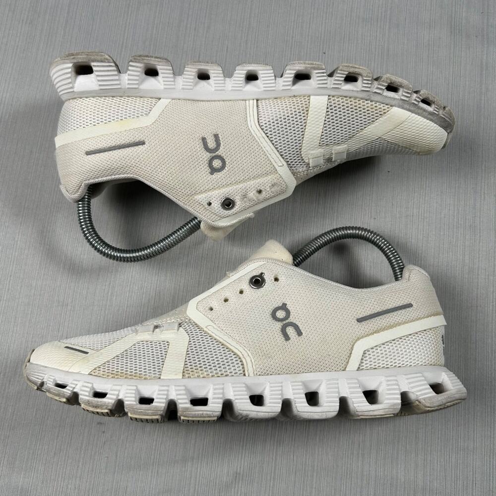 On Cloud 5 Women's Running Shoes White Mesh Athletic Sneakers US 8 59.98373 Used